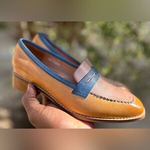 NW Mona Flying 💯 leather Loafers Sz 6.5 🇺🇸 or 37